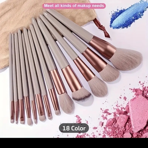 Brand new 13 piece makeup artist makeup brush set. brown chocolate color - Picture 8 of 11